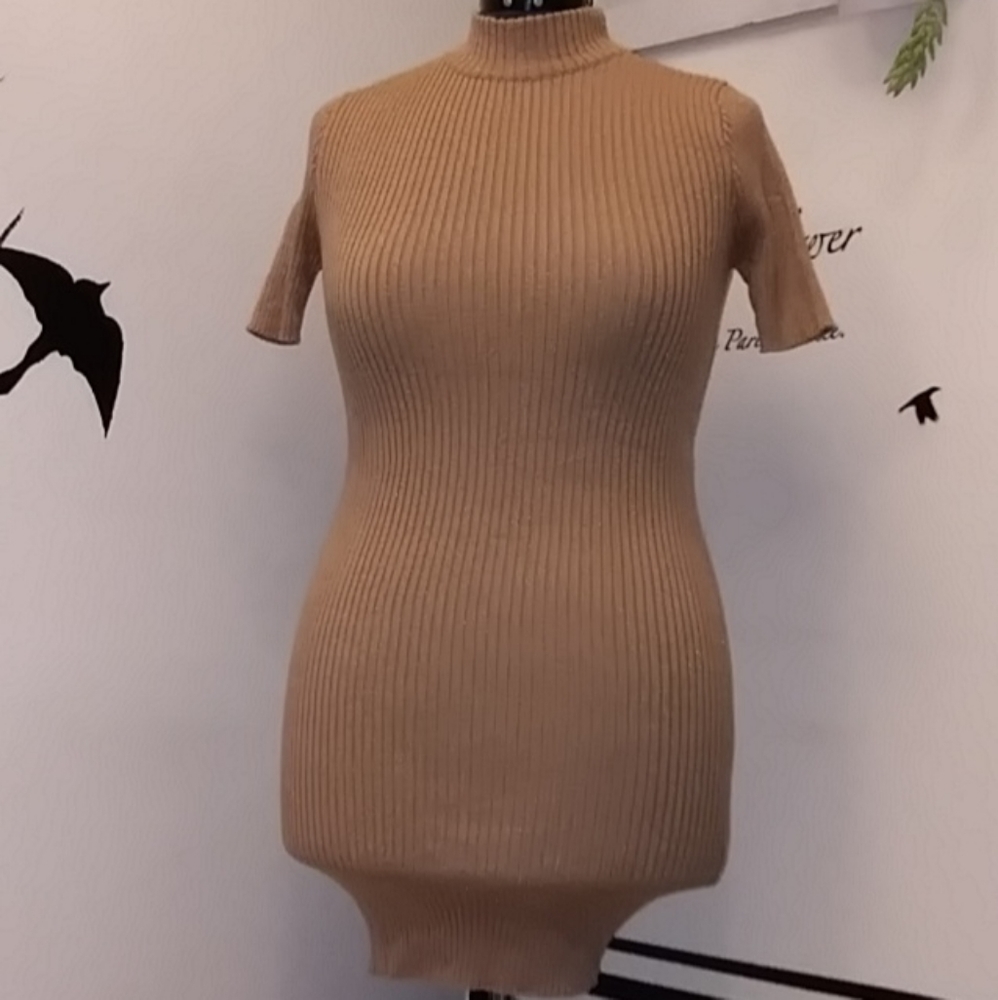 Gold Threaded Ribbed Dress
